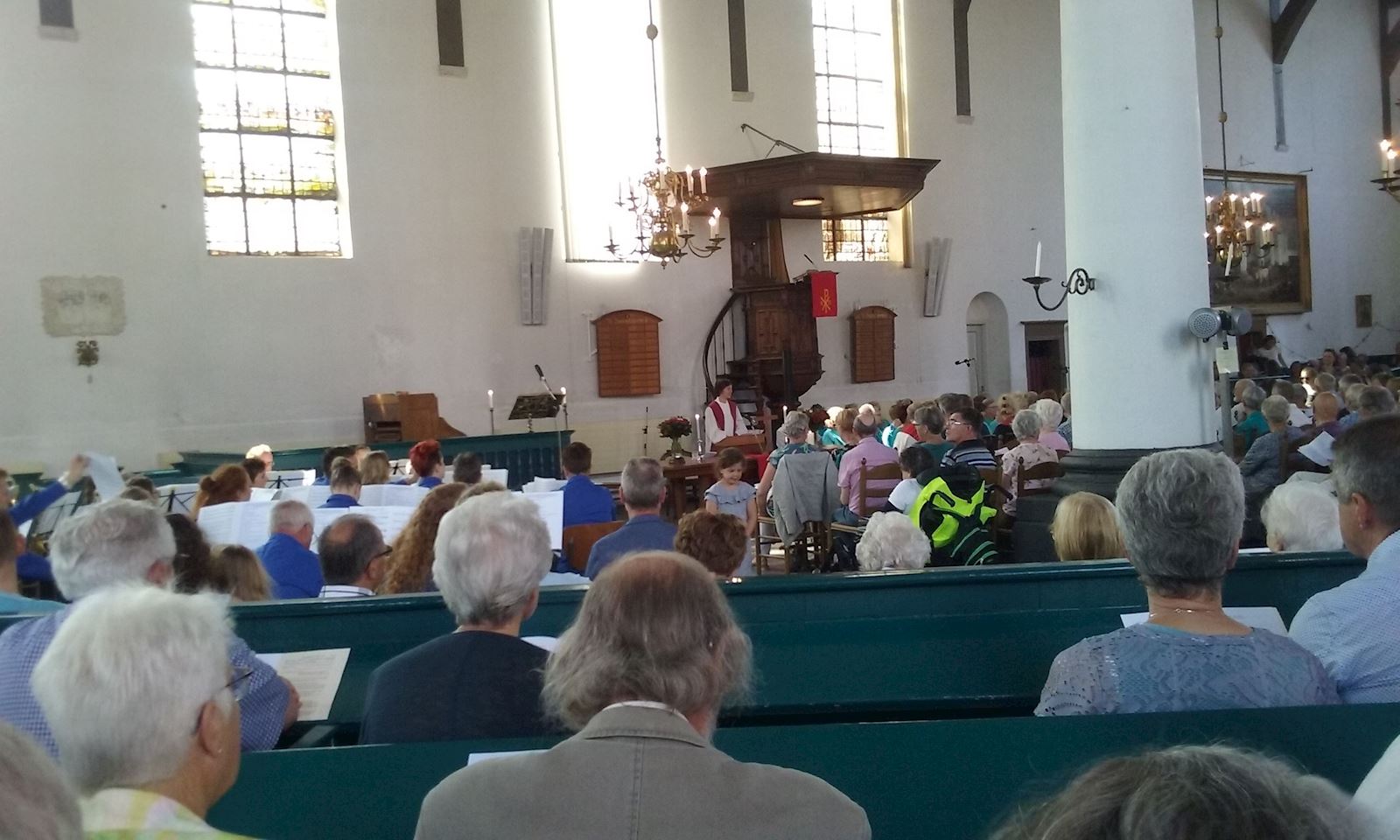 Protestantse Gemeente Oostzaan - Zondag 10.00 uur Kerkdienst in de